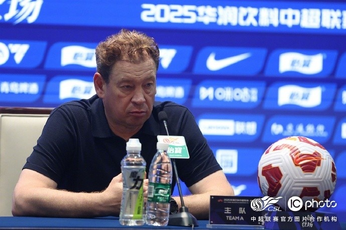 斯卢茨基:谢鹏飞的表现我认为非常好 会认真应对部署接下来比赛